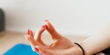 7 Essential Benefits of Mindful Sitting Practice for Stress Relief