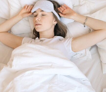 Unlock Better Sleep: 5 Ways White Noise Therapy Can Help