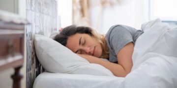 Unlock Your Subconscious: How Dream Journaling Can Enhance Self-Awareness