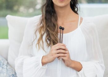 Unlock the Power of Sound: 5 Ways Chanting Meditation Can Transform Your Life